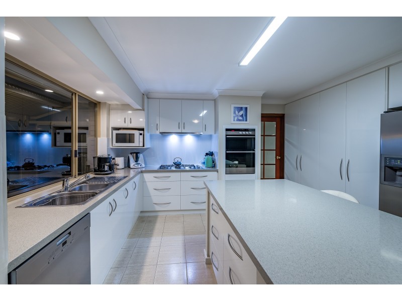 9 Seminole Close, Connolly WA 6027