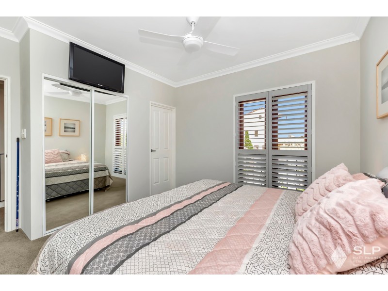 2/18 Port Quays, Wannanup WA 6210