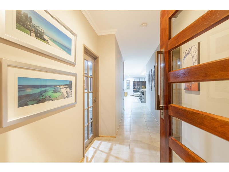 7 Glendale Street, Meadow Springs WA 6210