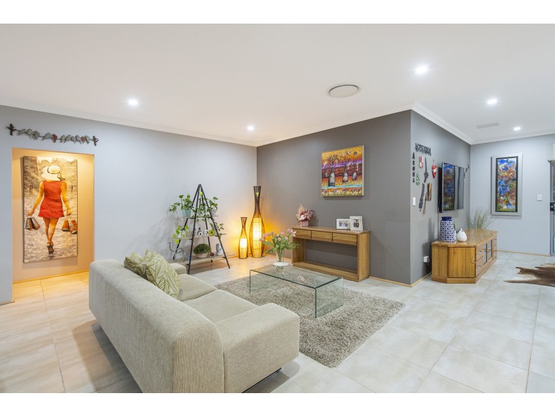 7 Glendale Street, Meadow Springs WA 6210