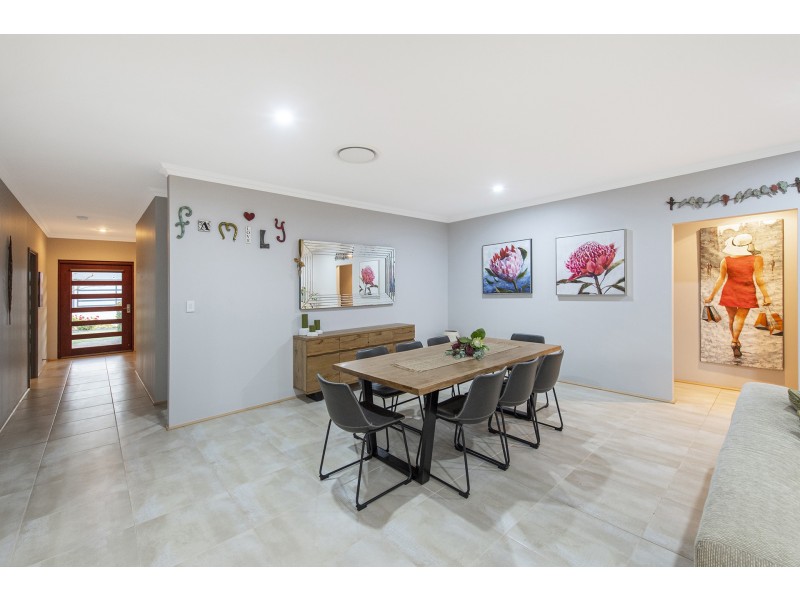 7 Glendale Street, Meadow Springs WA 6210