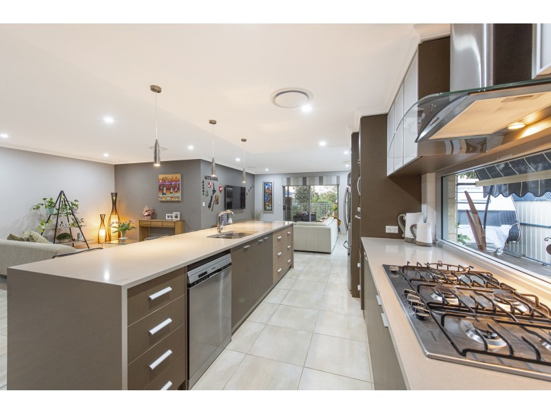 7 Glendale Street, Meadow Springs WA 6210