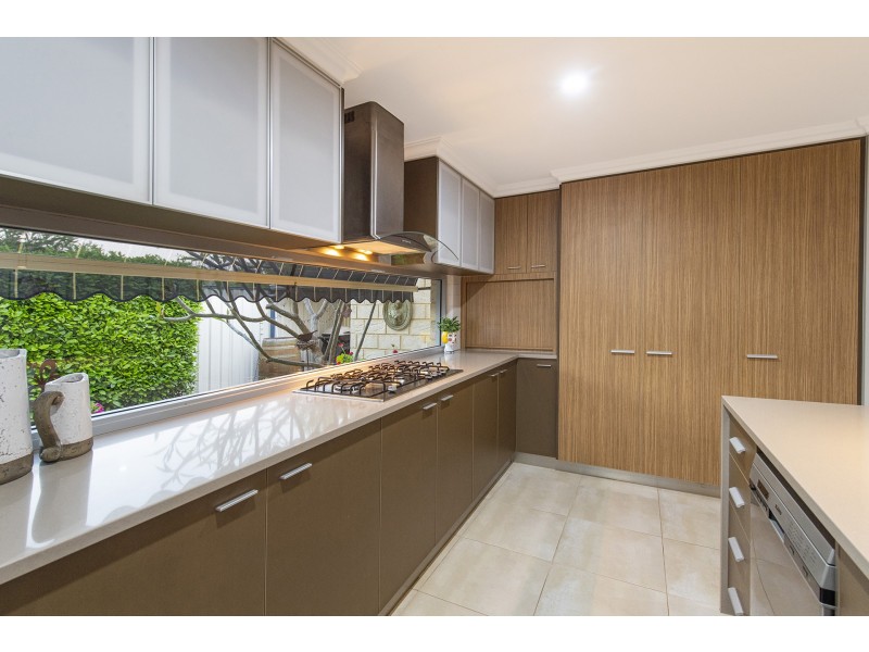 7 Glendale Street, Meadow Springs WA 6210