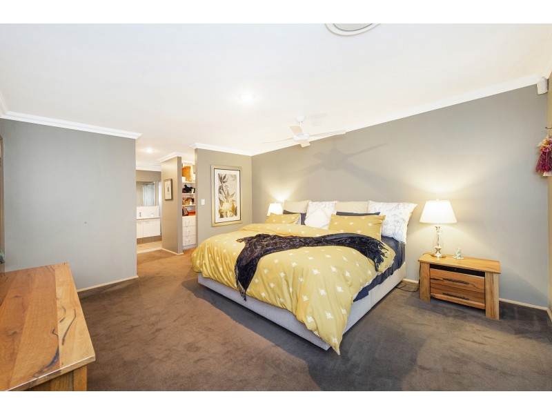 7 Glendale Street, Meadow Springs WA 6210