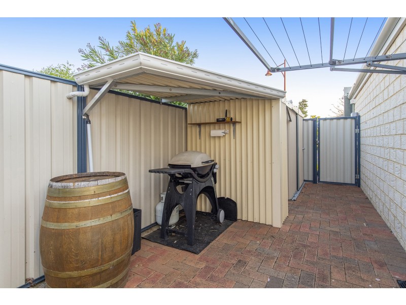 7 Glendale Street, Meadow Springs WA 6210