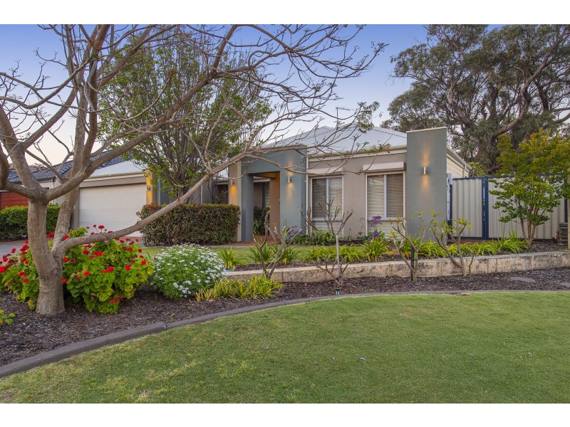 7 Glendale Street, Meadow Springs WA 6210