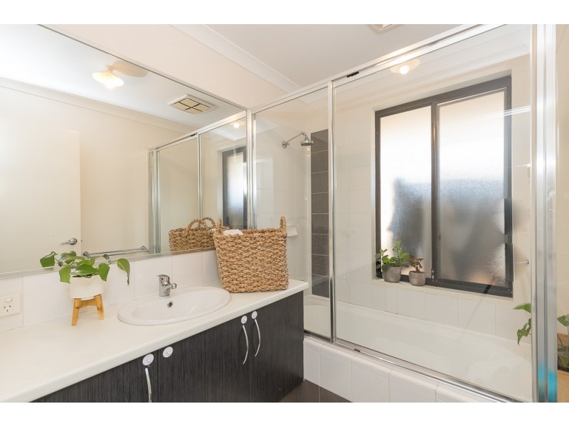 1 Ludlow Way, Bertram WA 6167