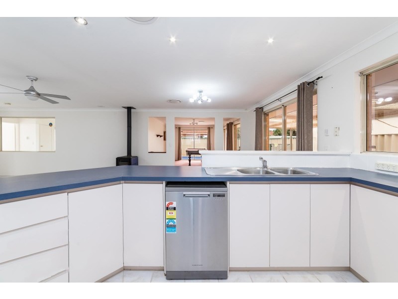 7 Caroline Crescent, Bertram WA 6167