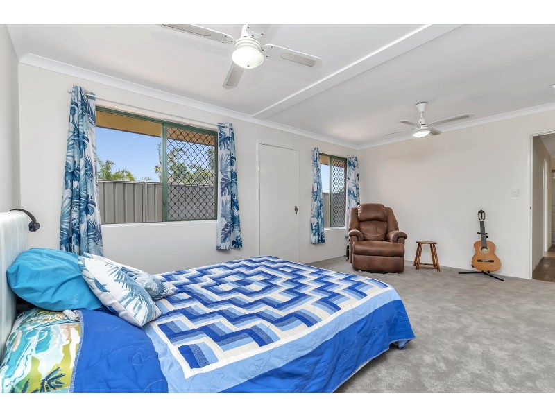 9 Pepperwood Rise, Halls Head WA 6210