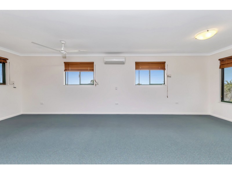 9 Pepperwood Rise, Halls Head WA 6210