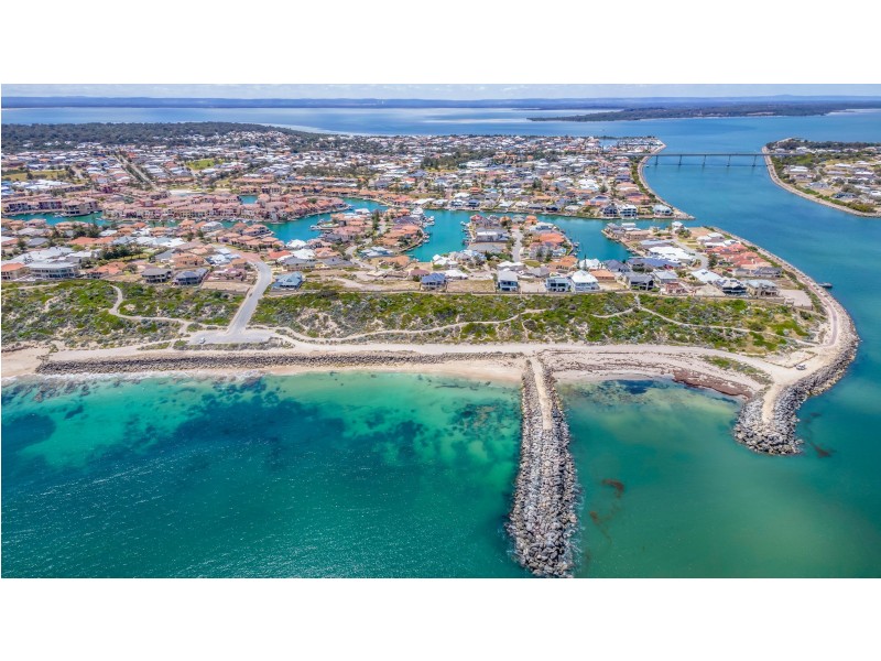 50 Abrolhos Quays, Wannanup WA 6210