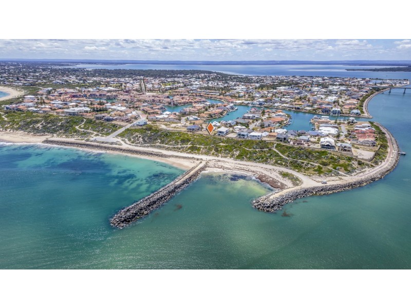 50 Abrolhos Quays, Wannanup WA 6210