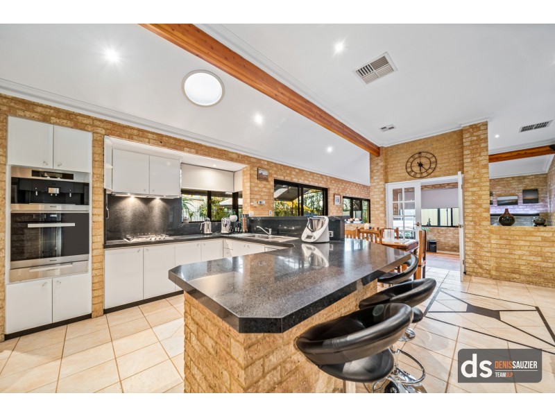 16 Eradu Ramble, Hocking WA 6065