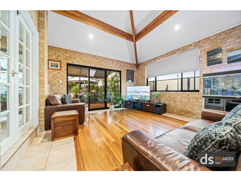 16 Eradu Ramble, Hocking WA 6065