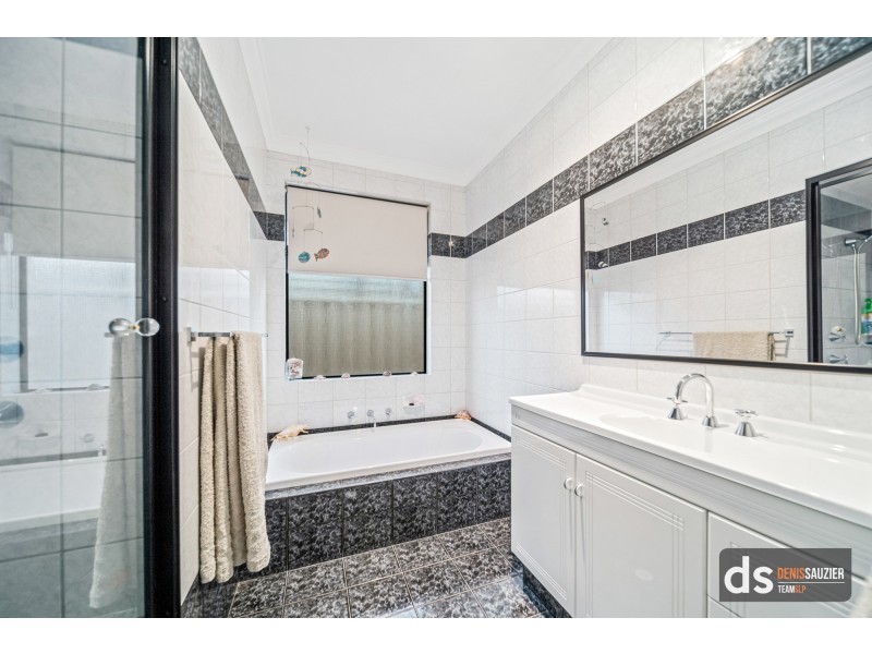 16 Eradu Ramble, Hocking WA 6065