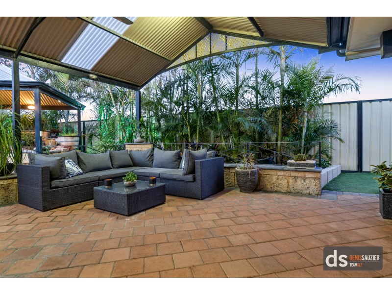 16 Eradu Ramble, Hocking WA 6065