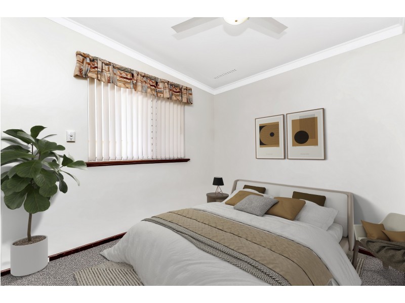 4A Oversby Street, Halls Head WA 6210