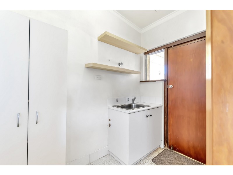 4A Oversby Street, Halls Head WA 6210
