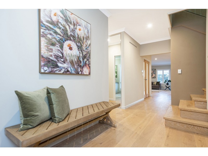 9 Carmen Circuit, The Vines WA 6069