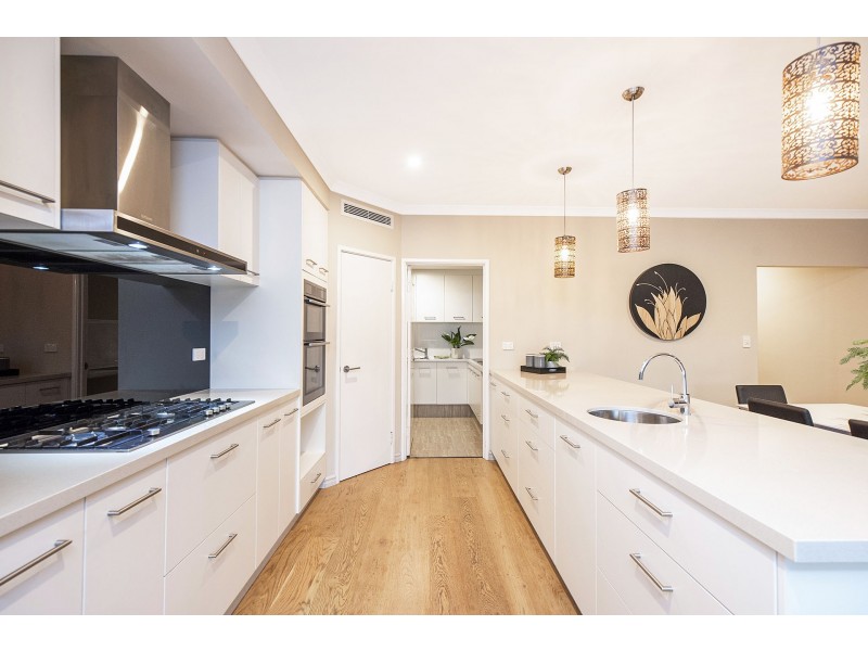 9 Carmen Circuit, The Vines WA 6069