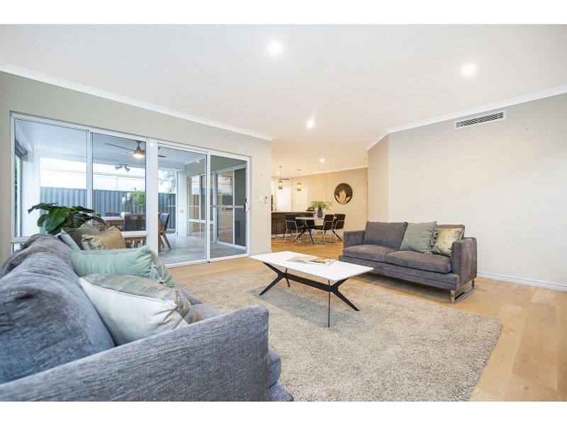 9 Carmen Circuit, The Vines WA 6069