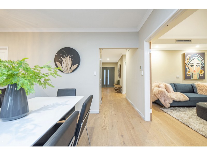 9 Carmen Circuit, The Vines WA 6069