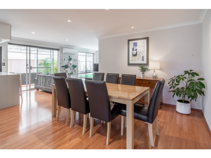 14 Dorrigo Way, South Lake WA 6164