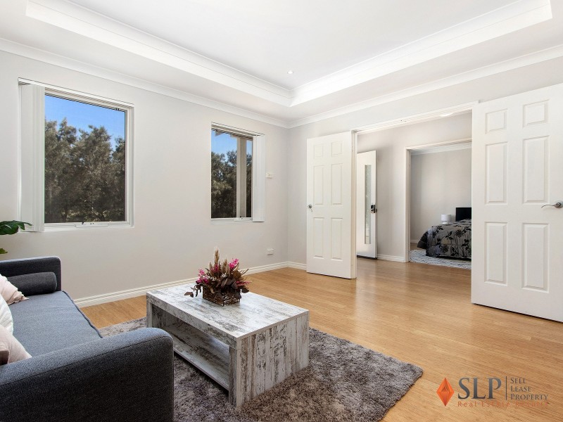 33 Waterlily Drive, Dudley Park WA 6210