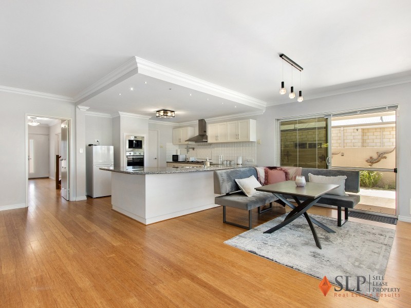 33 Waterlily Drive, Dudley Park WA 6210
