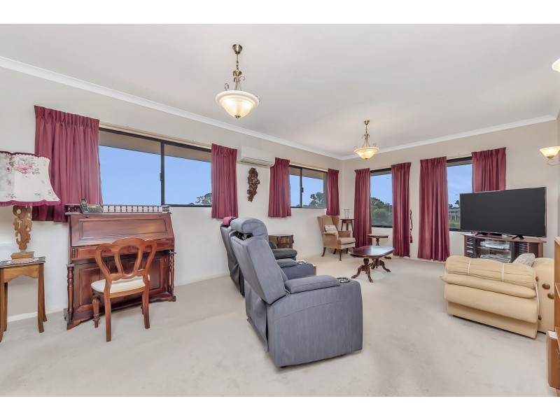 34 Shayne Street, Halls Head WA 6210