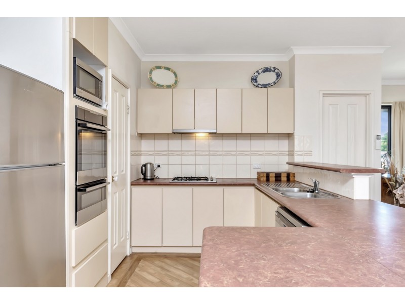 34 Shayne Street, Halls Head WA 6210