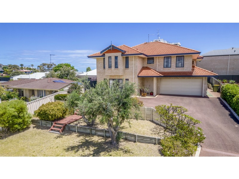 34 Shayne Street, Halls Head WA 6210