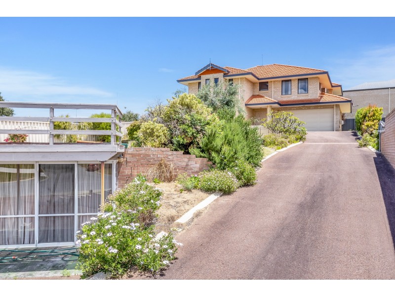 34 Shayne Street, Halls Head WA 6210