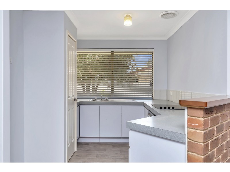 1/4 Owen Street, Mandurah WA 6210