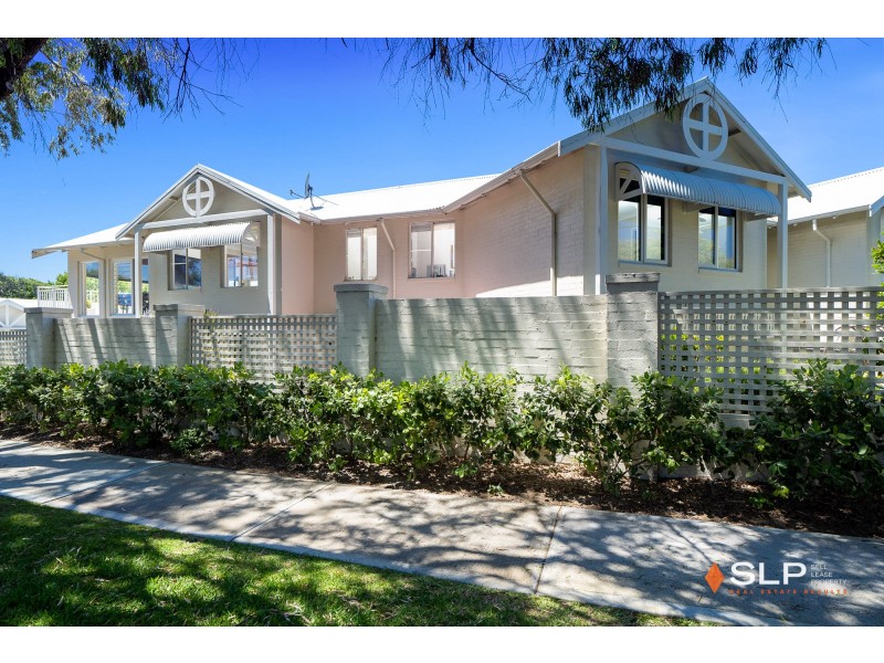 12/19 Flora Terrace, Watermans Bay WA 6020