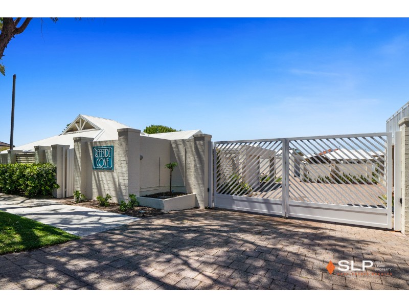 12/19 Flora Terrace, Watermans Bay WA 6020