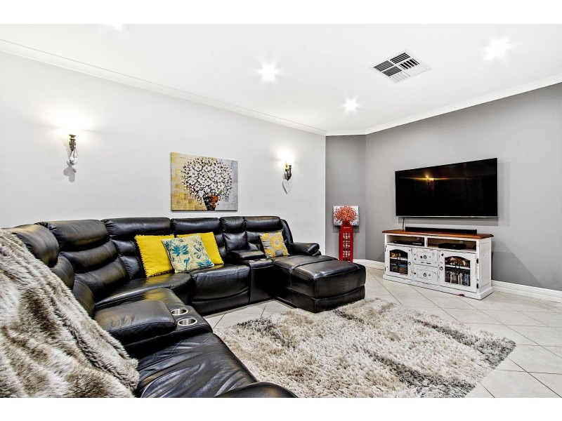 34 Constellation Drive, Ocean Reef WA 6027