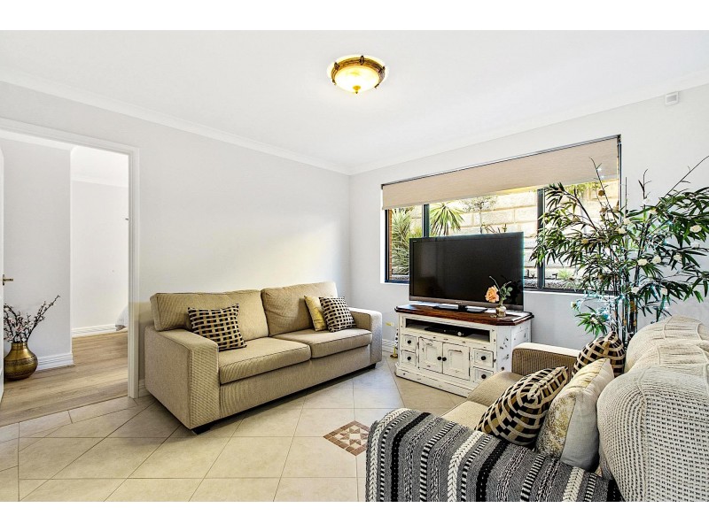 34 Constellation Drive, Ocean Reef WA 6027