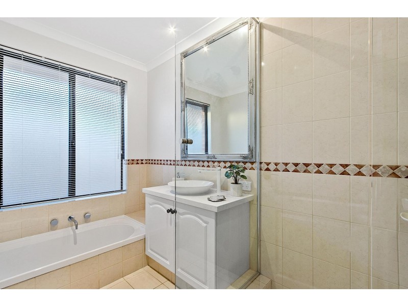 34 Constellation Drive, Ocean Reef WA 6027