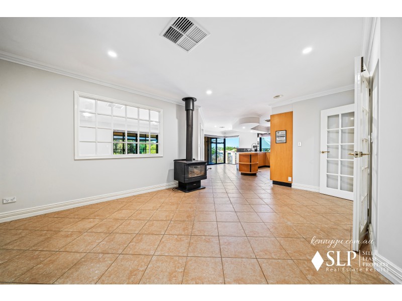 15 Fantail Crescent, Ellenbrook WA 6069