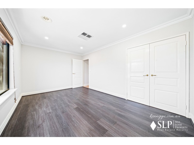 15 Fantail Crescent, Ellenbrook WA 6069