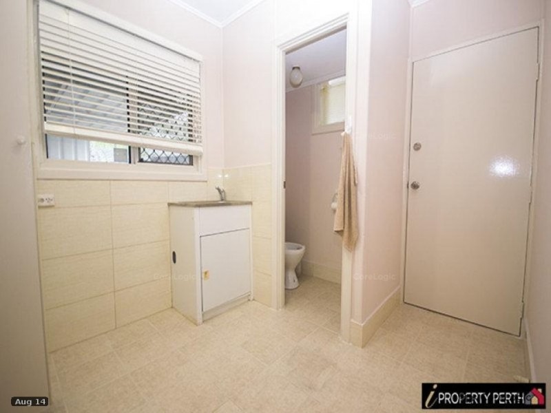 23 Tendring Way, Girrawheen WA 6064