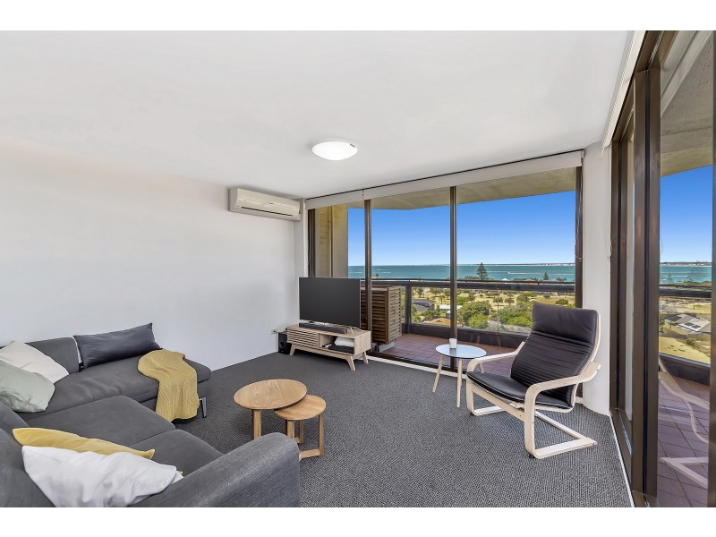 22/6A Valley Road, Halls Head WA 6210