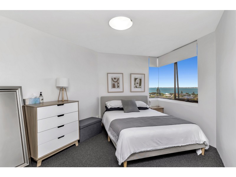 22/6A Valley Road, Halls Head WA 6210
