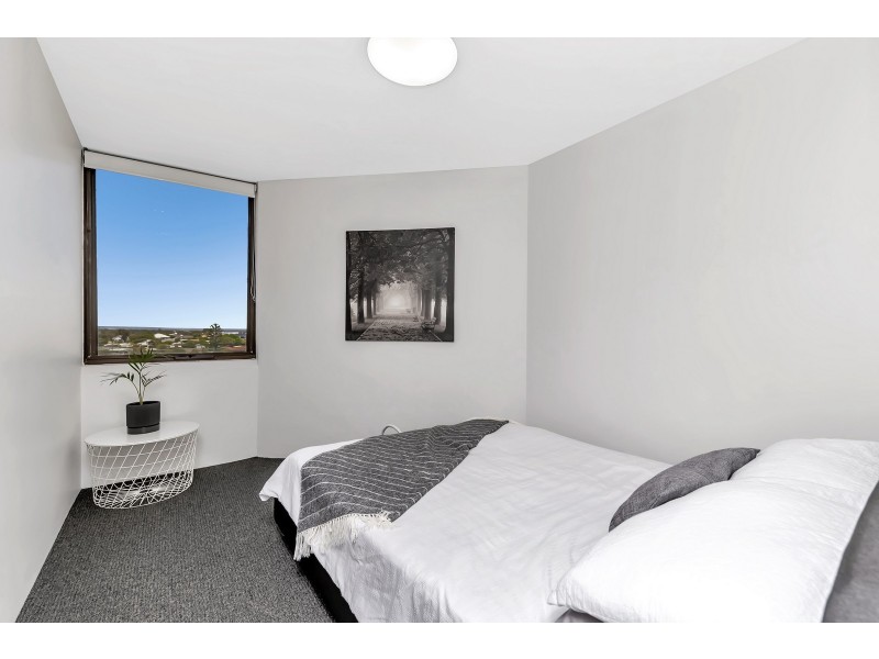 22/6A Valley Road, Halls Head WA 6210
