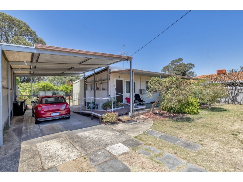 6 Goomarl Street, Dudley Park WA 6210