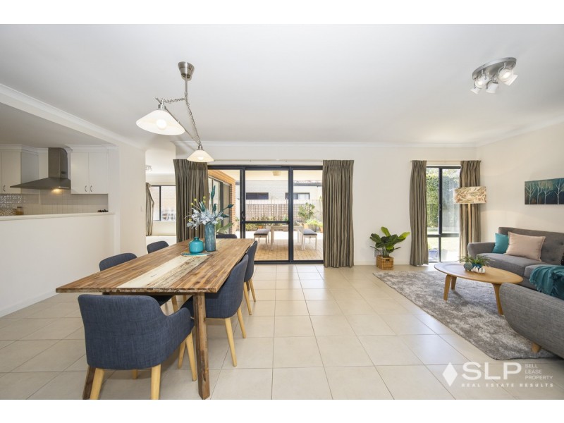 8 Heliconia Turn, Stirling WA 6021