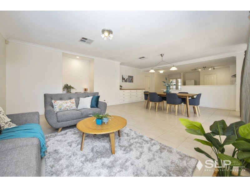 8 Heliconia Turn, Stirling WA 6021