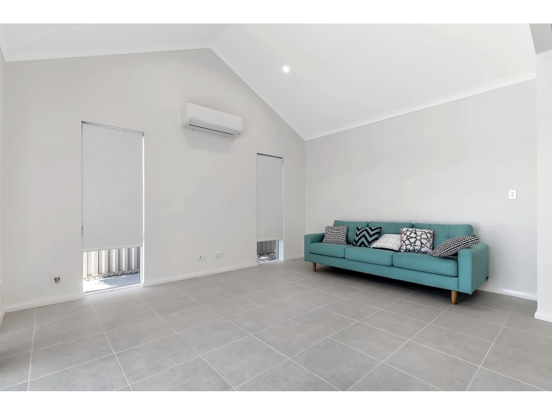 2/24 Bushlark  Turn, Erskine WA 6210