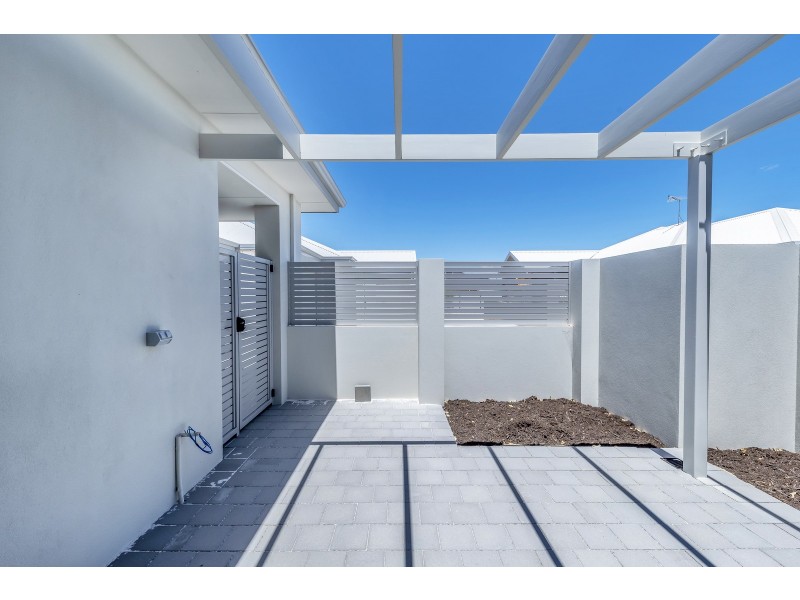 2/24 Bushlark  Turn, Erskine WA 6210